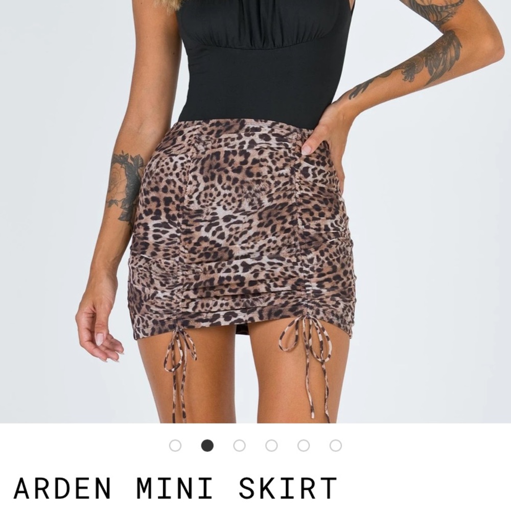 Princess Polly cheetah skirt